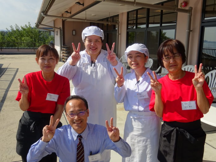 湯屋わたや レストランのキッチン、洗い場スタッフ