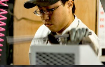 友田鉄工作業中