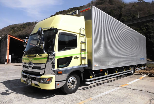 株式会社グロー物流（4tウイング・パワーゲート車　広島～関西・九州方面）